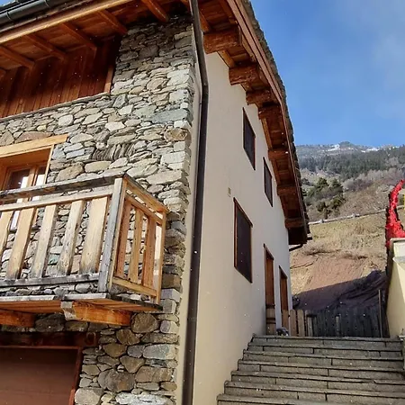 House Heart Mountain *